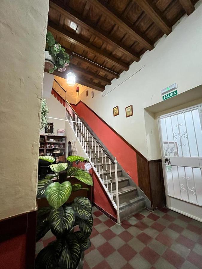 Pension Bienvenido Sevilla Buitenkant foto