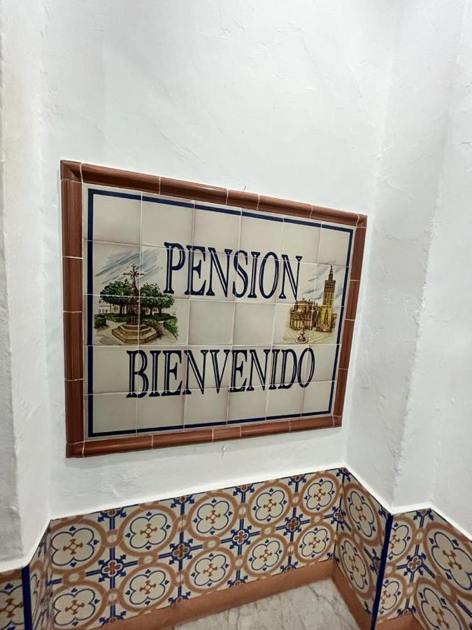 Pension Bienvenido Sevilla Buitenkant foto