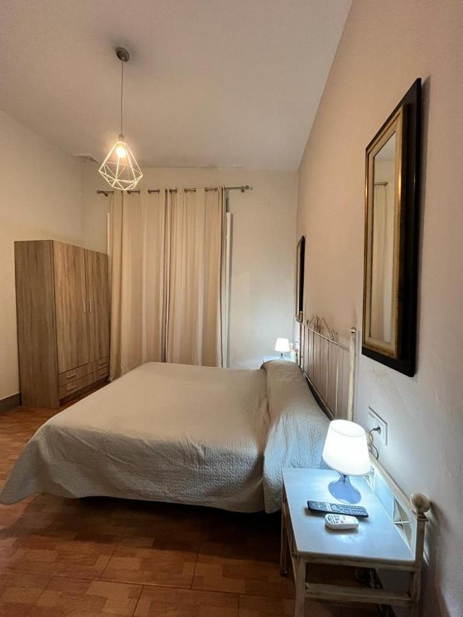 Pension Bienvenido Sevilla Buitenkant foto