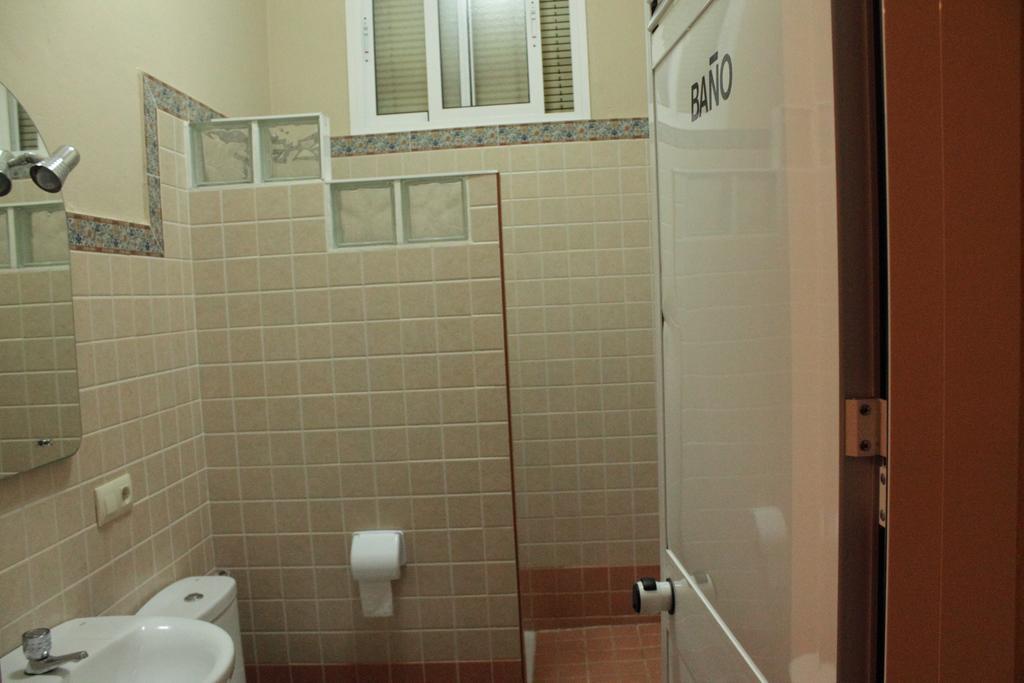 Pension Bienvenido Sevilla Buitenkant foto