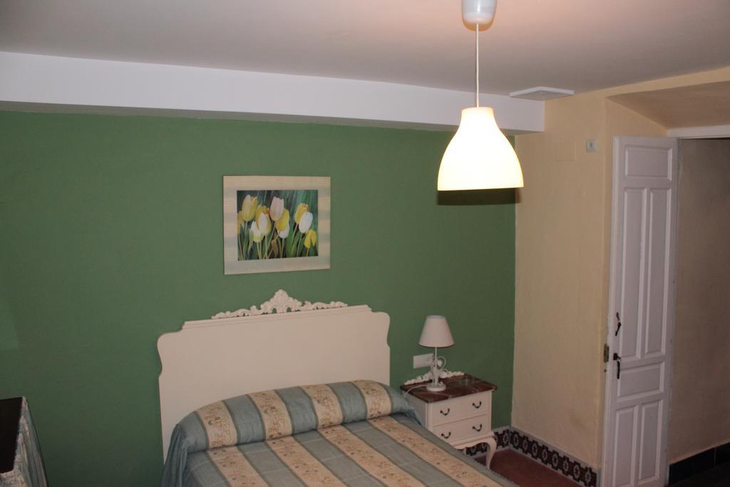 Pension Bienvenido Sevilla Buitenkant foto